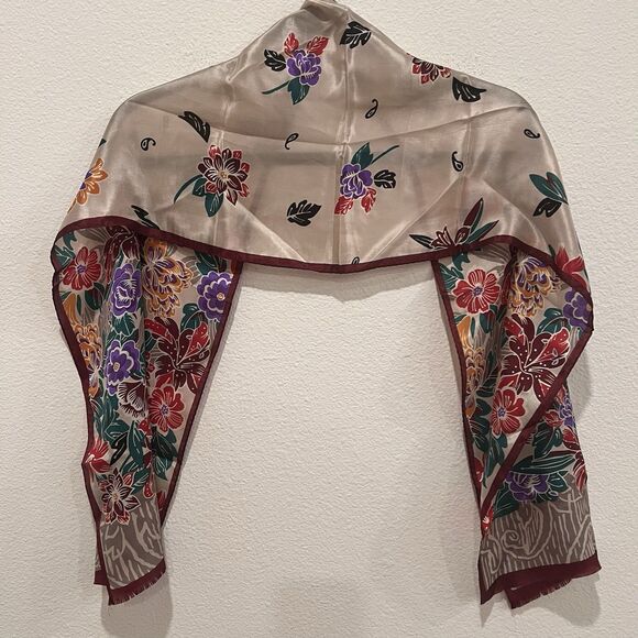 Vintage Oscar De La Renta Pastel Floral Silk Scarf Designer Dainty - Picture 5 of 8